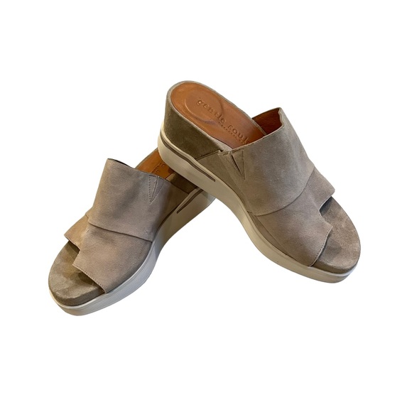 Gentle Souls Gisele 65 Gray Suede Sporty Slide - Picture 2 of 11